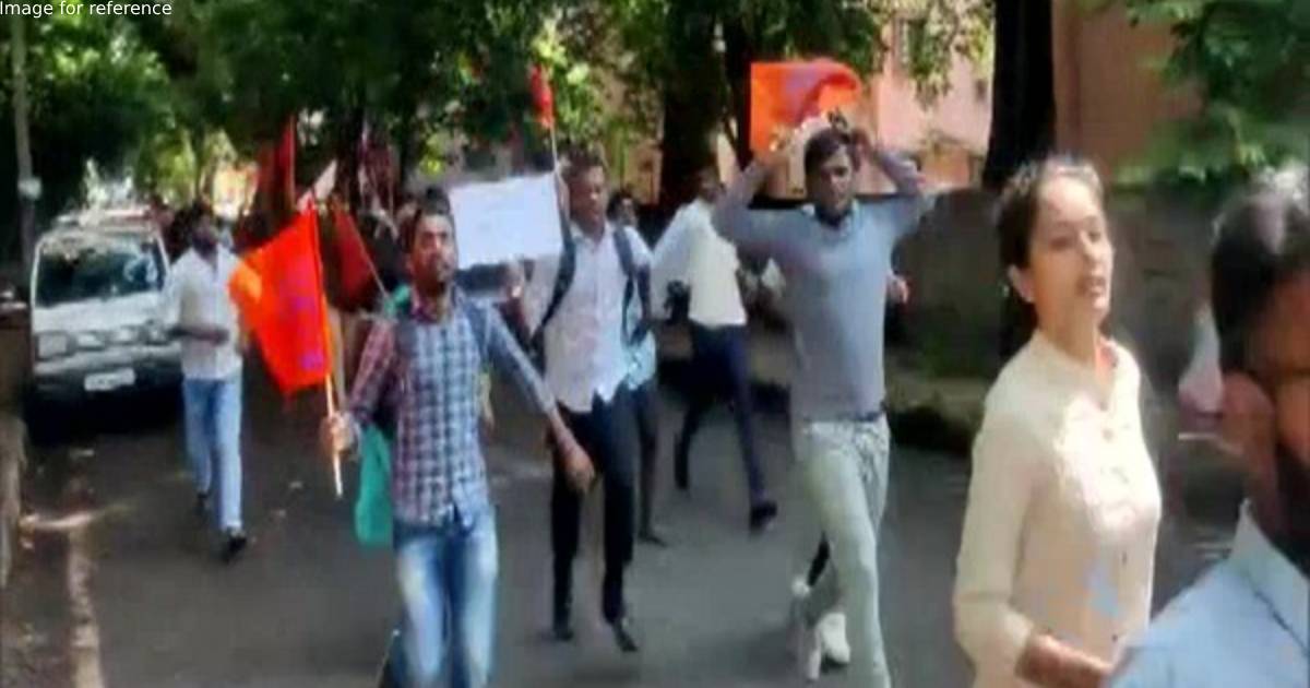 BJP worker's killing: ABVP workers protest outside Karnataka Home Minister's residence seeking ban on SDPI
